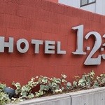 ホテルワンツースリー - 