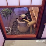 お多福 - 蹲の上には…陰膳？…