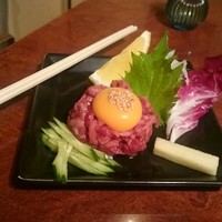 牛皇 - ユッケ