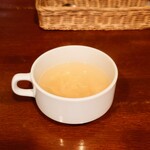Bistro COZY - 玉葱の甘みが活かされた、"掻き玉コーンスープ"。