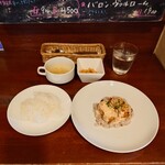 Bistro COZY - < Lunch menu：7月6日(月)〜7月11日(土) >
■【魚】タラとエビ/イカ/ホタテ ロール 雑穀リゾット添え、1,200円