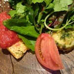 Ore beate - 北海道産帆立の青海苔フリット、甘いフルーツトマト、トマトソースが美味しいフリッタータ