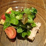 Ore beate - シンプルなガラスプレートに彩り豊かな前菜が