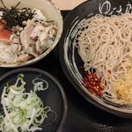 ゆで太郎 - 料理写真:焼き鯖と炙りたらこのミニ丼+冷たい蕎麦セット
