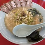 ラーメンショップ 椿 - ねぎチャーシューメン