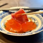 和牛料理 一石三鳥 - 黄身が赤い！
