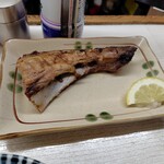 一平 - マグロ釜（塩焼）