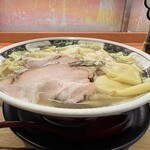 ラーメン凪 - 横っ面
