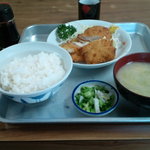 たつみ食堂 - チキンカツ定食