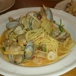 エルバ - 桜エビとアサリのパスタ、やっぱり最高！