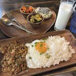 スパイス研究所MAD CHEFs - 