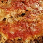 ピッツェリア ダ マッシモ - マリナーラのアップです（２０１５年３月）。