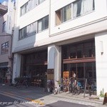 Nui. HOSTEL & BAR LOUNGE - 2階から上がホステル