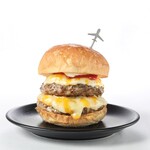 ダグズ・バーガー - 料理写真:ダグズ・プレミアム多良問牛DO.W.A.T. チーズバーガー《LAVA》