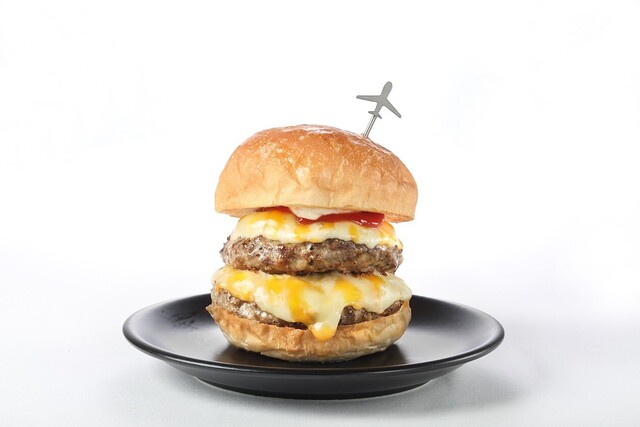 ダグズ・バーガー 宮古島本店