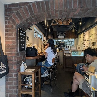 ロアーコーヒーハウス&ロースタリー_2
