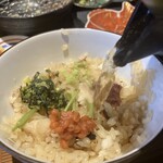 松山鯛めし 秋嘉 - 薬味乗せて出汁掛けて