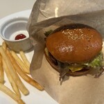 RENCONTRES - エッグバーガーのチーズトッピング