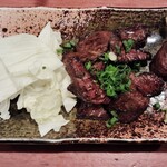 もつ鍋・水炊き 四番館 - ぎゅうさがりステーキ