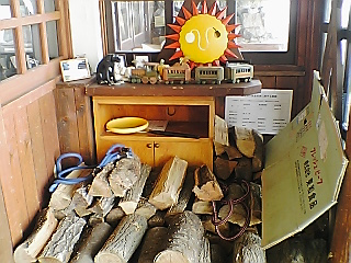 Red wood Inn name=