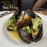 九吾郎ワインテーブル - 