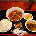 五福飯店 - 