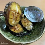 マックスバリュ - あわびはカットせずに丸かじり