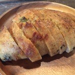 オリーブとチーズとドライトマト