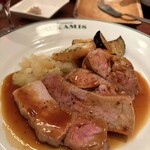 ブラッスリーオザミ丸の内 - 主菜は特選豚 ロース肉のローストグリーンペッパーソース添え