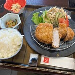 鹿児島黒豚 くろ八 - 