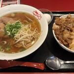 中華菜館 紅宝石 - 