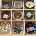 MOSS CROSS TOKYO - 松花堂ー9つの豆皿料理