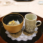 トゥ・ラ・ジョア - トラ河豚の椀仕立て　(2015/03)