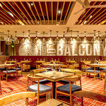 h Los Angeles　BALCONY Terrace Restaurant & Moon Bar - 