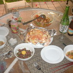 Maui Prime Fine Foods - ユッケ、ピザ、ラタトゥイユ