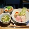 おダシと銀しゃり 中華そば二兎 - 