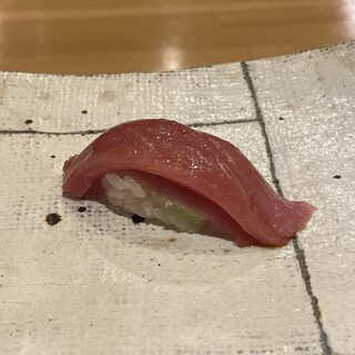 藤鮨