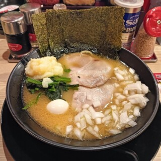 横浜家系ラーメン 有楽家_1