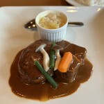 洋風食卓れべる - れべるプレート(ハンバーグ・豚肉の赤ワイン煮・じゃがいものグラタン)