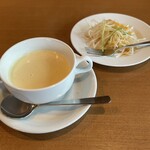 洋風食卓れべる - ポタージュ・サラダ