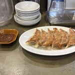 餃子と唐揚げ 犀のツノ - 