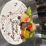 A Delicious Service - バースデープレート(¥3,240)