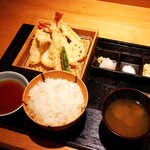 季の庭 - ご飯は大盛り（＋150円）