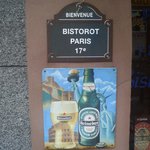 Bisutoroparijuunanaku - 馬車道"Bistrot Paris17e"店頭看板