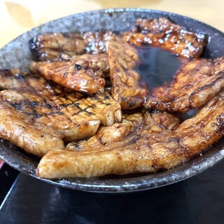 豚丼のかしわ_1