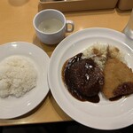 ガスト - 料理写真:【2026.7.10(金)】日替わりランチ(金曜日・ハンバーグデミグラスソース&アジフライ)714円
