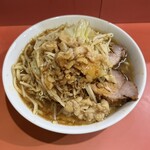 ラーメン二郎 - 少なめ（アブラ、カラメ）