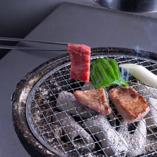 炭火焼肉ホルモン 横綱三四郎_1