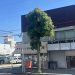 煮干しだし醤油ラーメン 桂 - 外観もシンプル