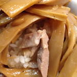 長町ラーメン - メンマ丼の中には刻みチャーシュー